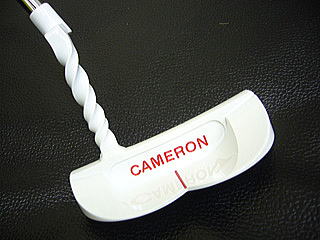 ホワイト仕上/ツイストネック